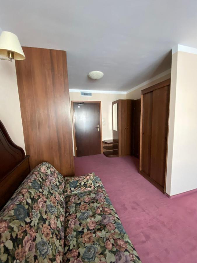 Apartamenty Rodzinne Przy Plazy 코워브제크 외부 사진