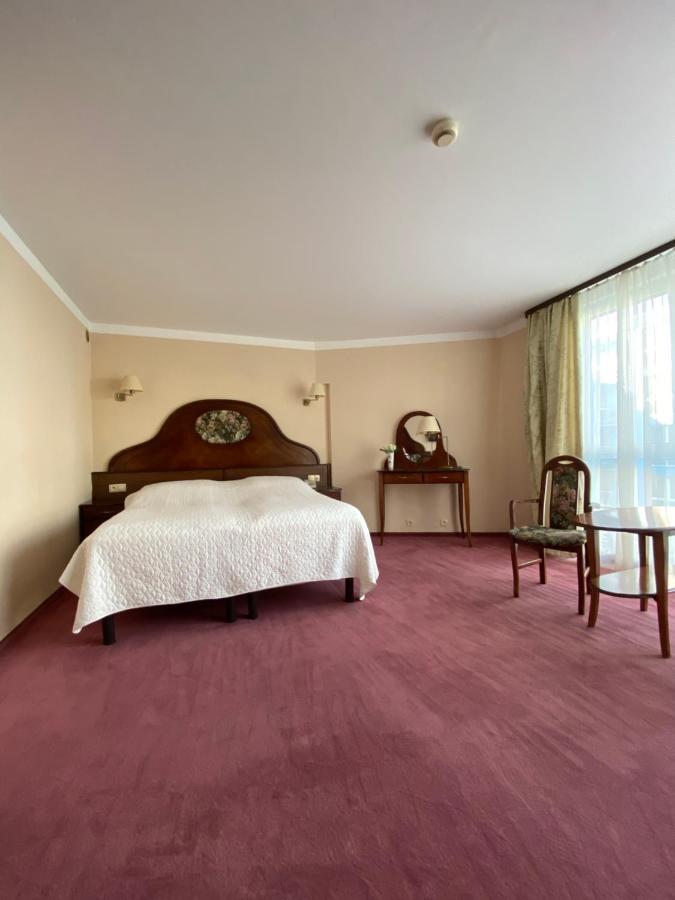 Apartamenty Rodzinne Przy Plazy 코워브제크 외부 사진