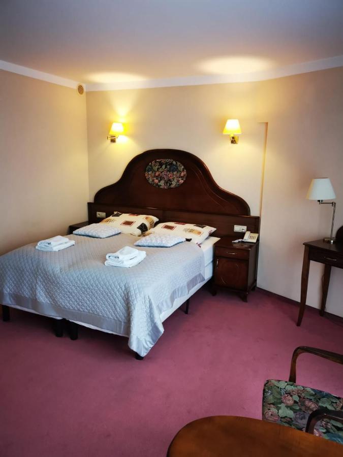 Apartamenty Rodzinne Przy Plazy 코워브제크 외부 사진
